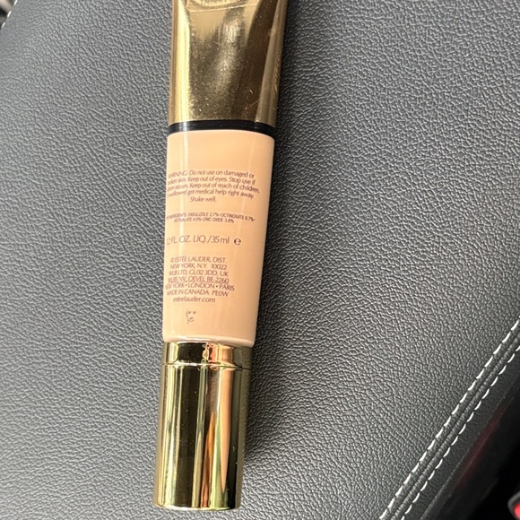Estee Lauder Futurist Hydra Rescue Foundation - Desert Beige - Picture 3 of 4